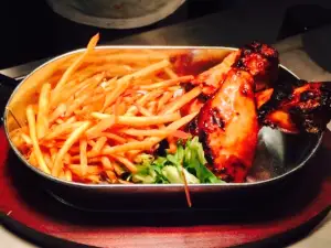 Revival Cafe Bar & Grill