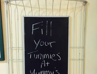 Yummy’s Casual Cafe & Gift Shop