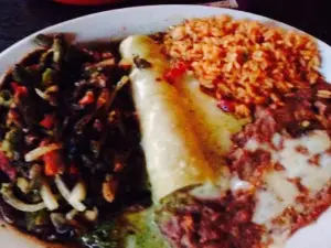 The Riviera Cocina & Cantina