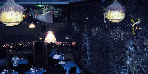 Lees Hawaiian Islander