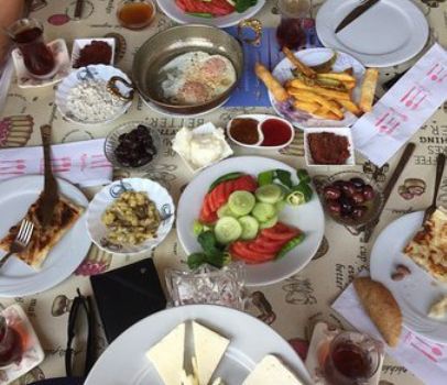Sukran Abla Gozleme ve Kahvalti Evi