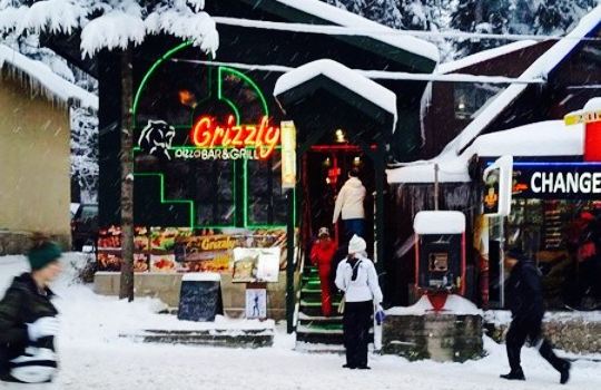 Pizza Bar & Grill Grizzly