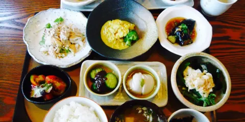 Azumino Gohan Kazayura