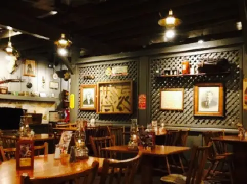 Cracker Barrel Old Country Store