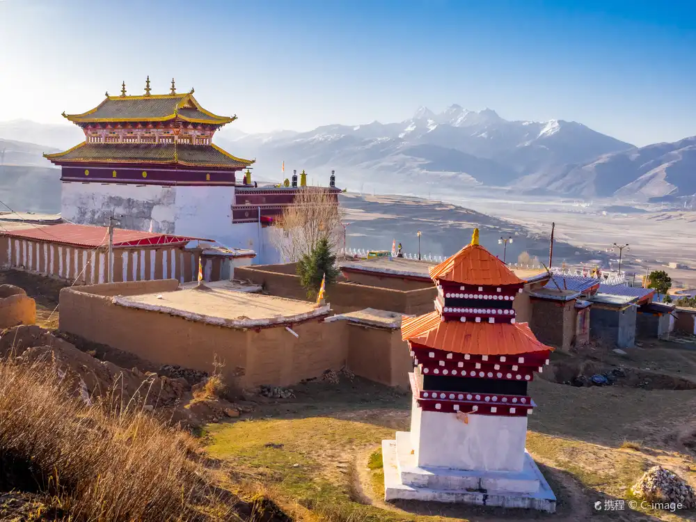 Hotels near Dege Parkhang Sutra-Printing House