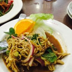 Thai Wi-Rat 여행 사진