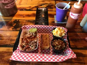 Moe's Original Bar B Que