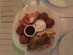 Kostantis Restaurant