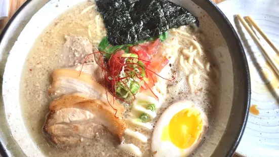 Hirá Ramen Izakaya