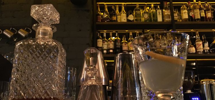 Benedict Daily Bar