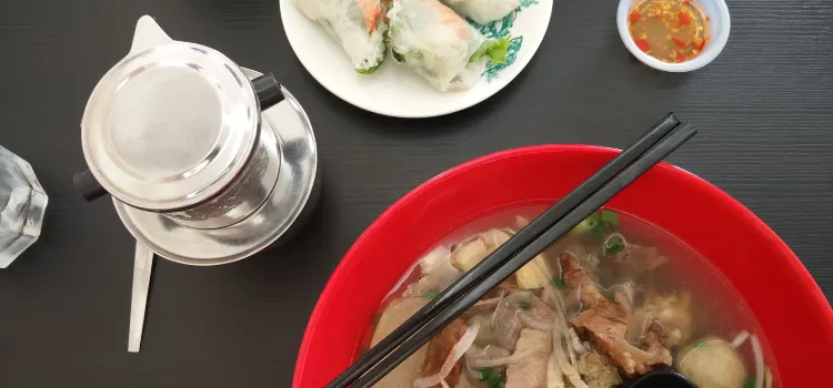 Ara Vietnamese Noodles (non-halal)