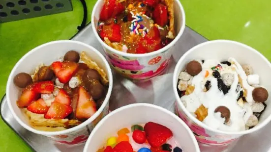 Menchie's Frozen Yogurt