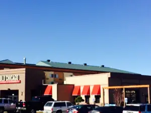 Old Chicago Pizza + Taproom