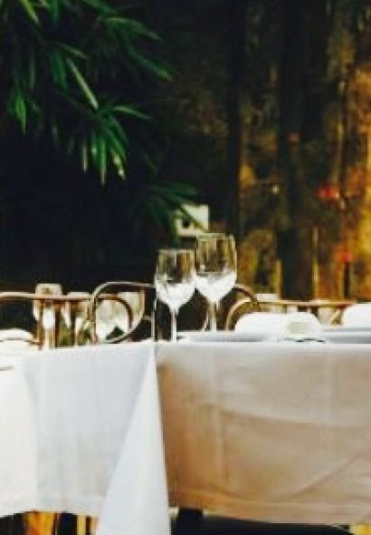 In the shadow of Metekhi