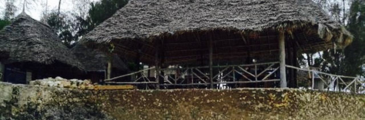 Restaurant at Mnarani Beach Cottages