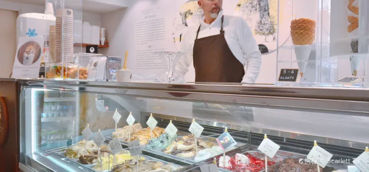 Gelateria di Natura(Campo Santi Apostoli)