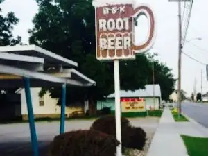 B&K Drive In -  Root Beer Stand