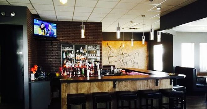 Nash's Restaurant & Lounge