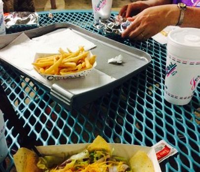 Myers Cruizzers Drive-In