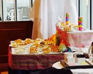 Sapphires Restaurant & Lounge