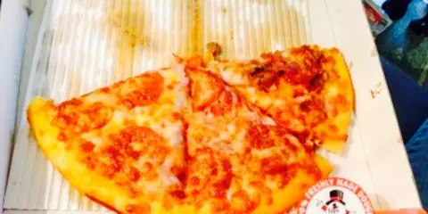 Topps Pizza