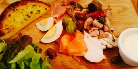 The Selkirk Arms Bistro & Restaurant