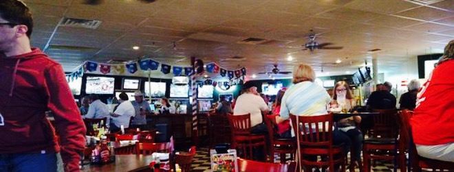McMashers Sports Bar & Grill