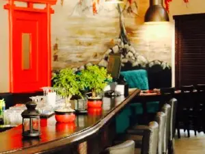 Wok Asian Bistro