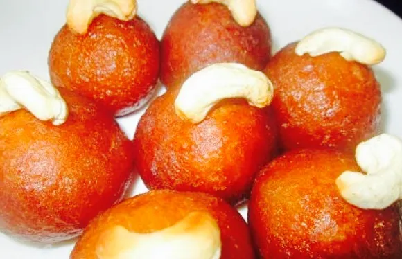 GREENS Traditional Indian & Thai Cuisine