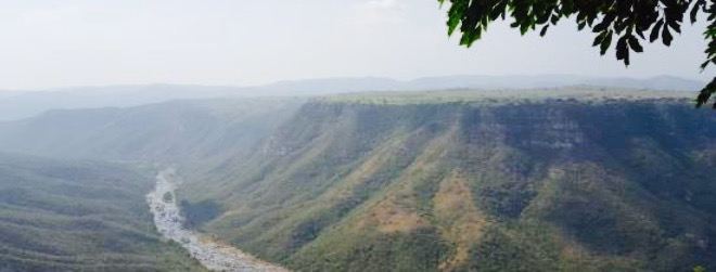 Leopard Rock Coffee Shop and Lookout Chalets