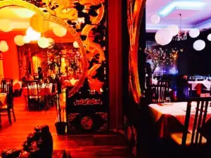 Canton Chinese Restaurant