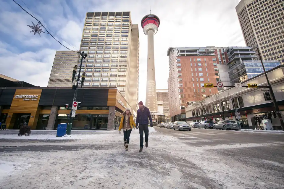 3_Calgary Tower