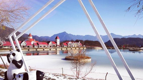 ทัวร์วันพร้อมไกด์พูดภาษาอังกฤษที่อุทยานภูเขาหิมะซีหลิง