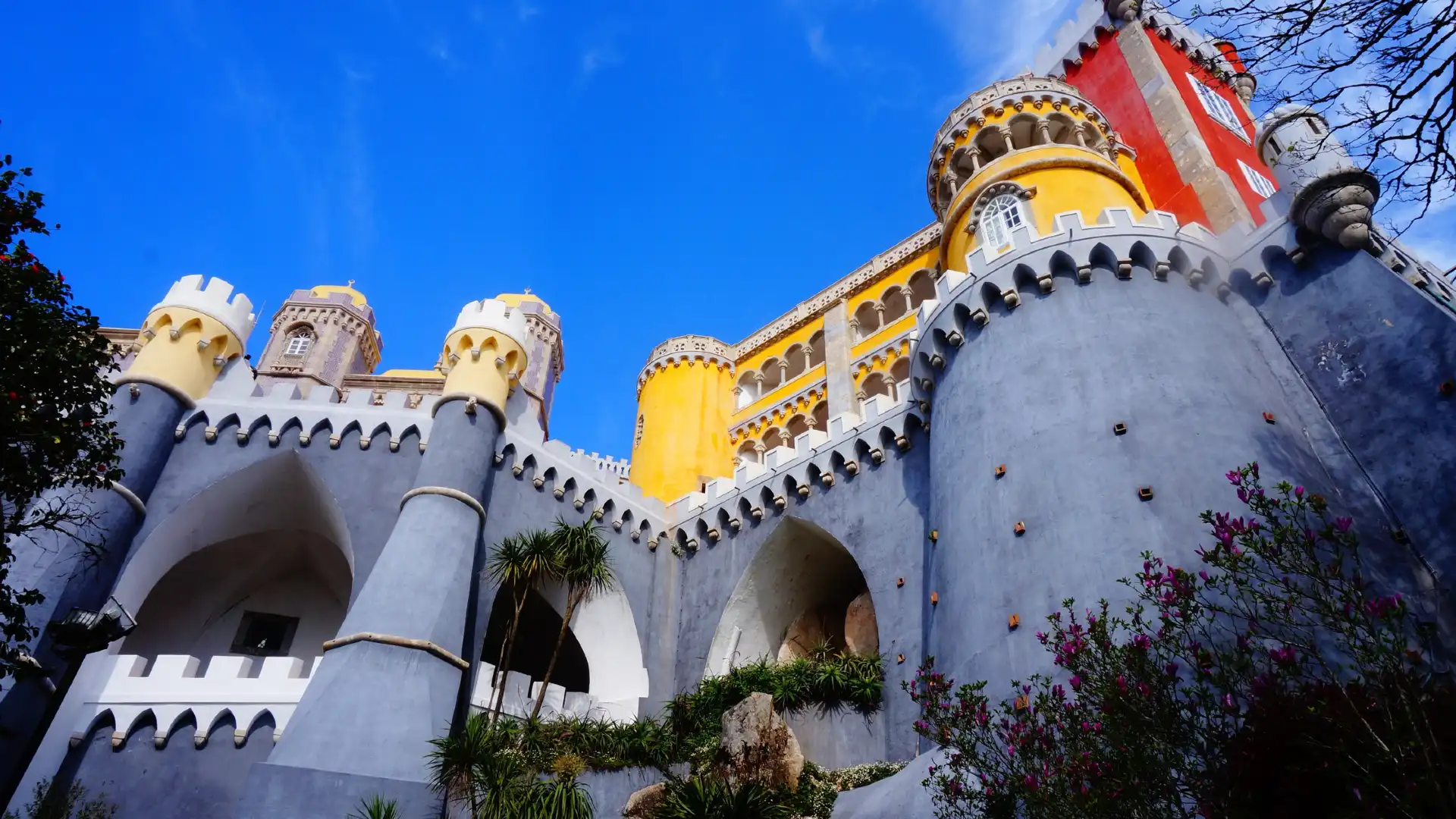 Hotels near National Palace of Pena