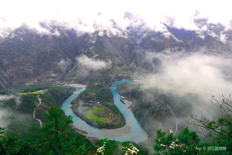 The First Bend of Nujiang River