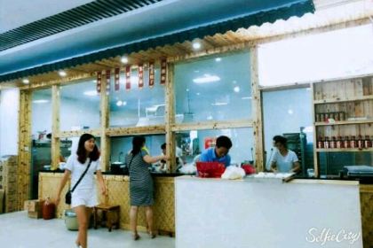 牛七手纯汤牛肉面(南湖路店)