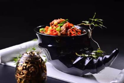 品舍艺厨(星汇两江店)