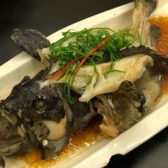 Yupusichu (gulangyuyidingyaochidedian) User Photo