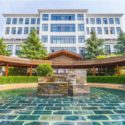 Popular Hot Springs Attractions in Luoyang