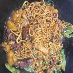 贝之尔铁锅焖面店(恒泰综合楼店) User Photo