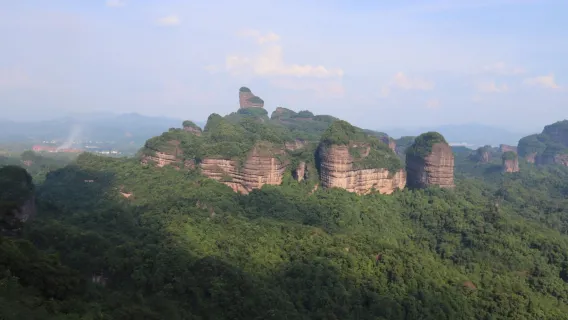 廣東韶關丹霞山+南華禪寺一日遊【純玩包車+上門接送行程自由】