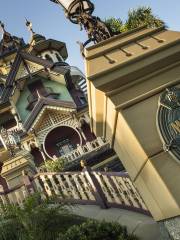 Mystic Manor