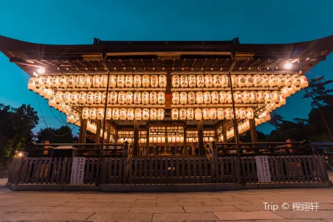 八阪神社