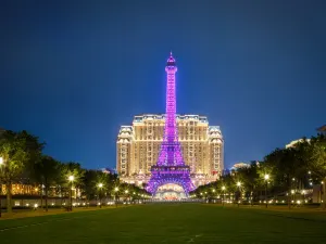 The Parisian Macao