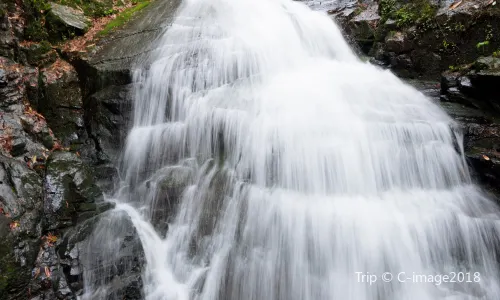 Hidden-Dragon Waterfalls