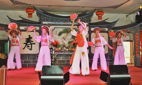 Bai Nationality Song and Dance Performances in Dali