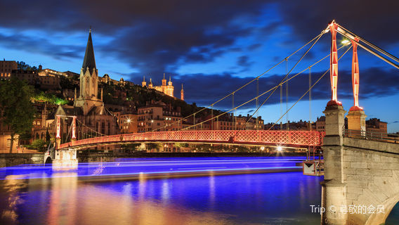 Lyon