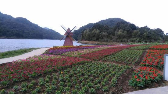 休閑樂悠悠，行山賞美景，江南天池度假村，山青水秀好風光，景色