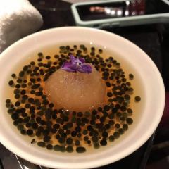 SU YAN User Photo