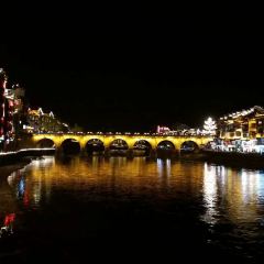 Moyanjiangjinjiuyinyuecanba User Photo